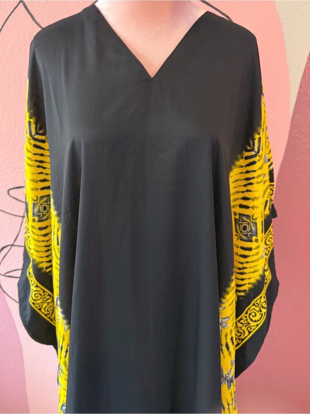 Goddess Black & Yellow V-Neck Beach Caftan - Picture 3 of 7